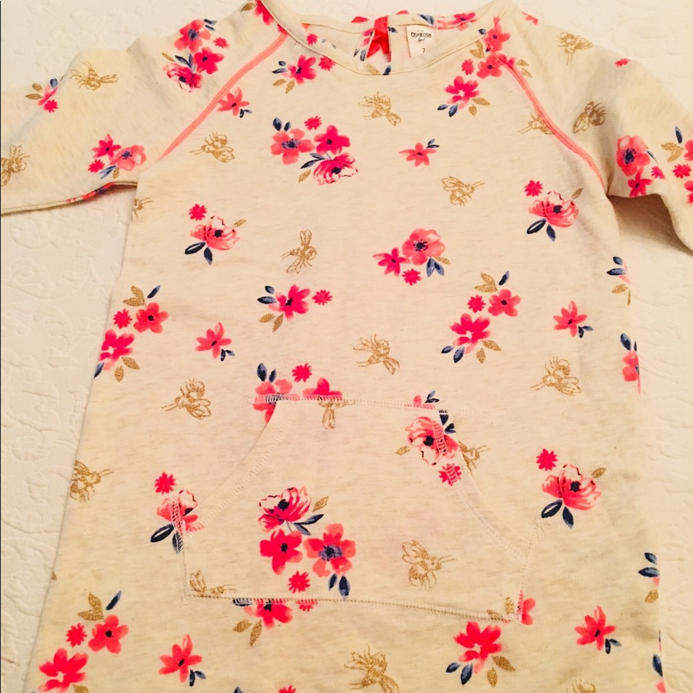 Size 7 Oshkosh light sweater